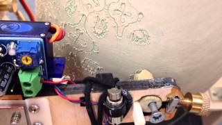 Upright eggbot with dowel/screw tip