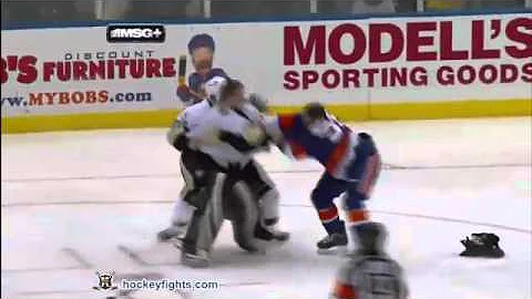 Pens VS Isles - Maxime Talbot vs Michael Haley and...
