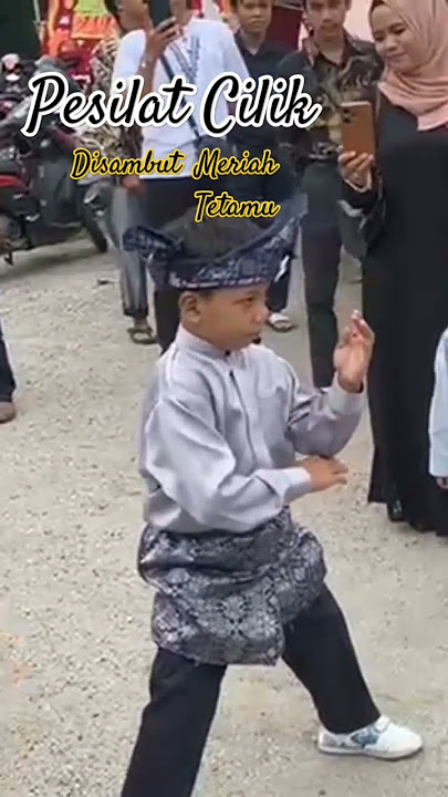 Silat Kid Warmly Welcome By The Audiance #melayu #kompang #silat #pencaksilat