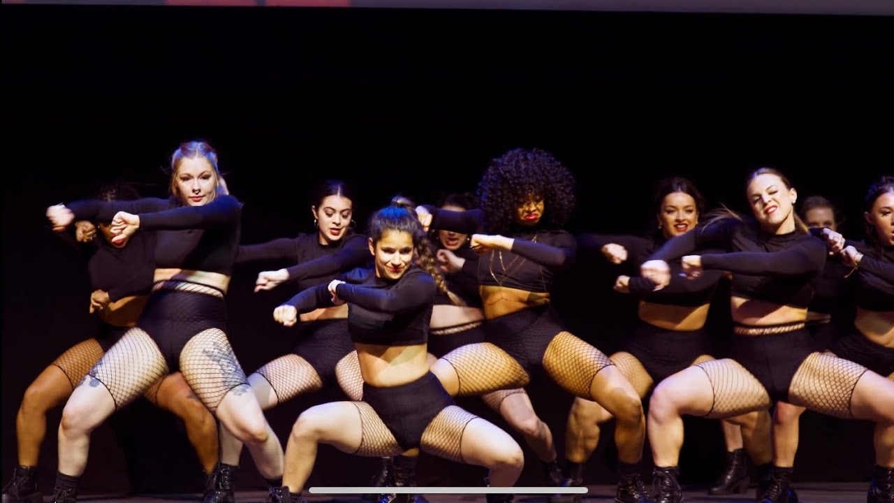 Girls Gotta Eat Live Performance at The Midland Theater Choreography