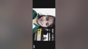 هاجر في البرازيل / تعلم سورة الفاتحة