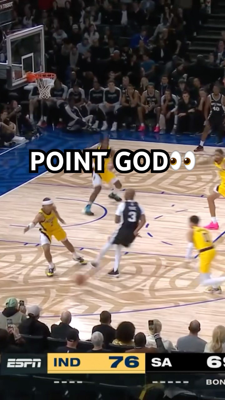 CP3 with the behind-the-back DIME