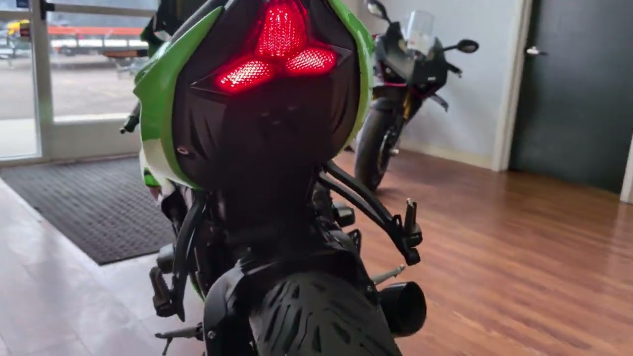 2024 Kawasaki ZX6R KRT - M00229 - YouTube