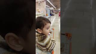 Ahmet Ayaz Markette Dolap La Oynuyor