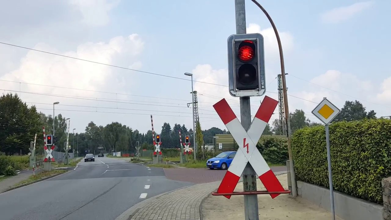 Bahnübergang Ritterhude, Neue Landstraße // Railroad Crossing // Spoorwegovergang
