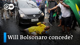 Brazil: Bolsonaro's supporters block roads in protest | DW News