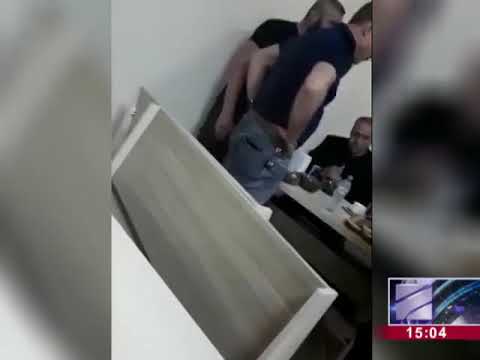 დამტვრეულია ინვენტარი|ზაზა სარალიძეს სასამართლოში სამართალდამცავები დაუპირისპირდნენ