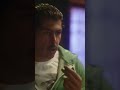 عمر متولي اضرب بالقلم من أبوه من مسلسل حواري بوخاريست