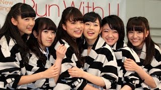 フェアリーズ新曲「Run with U」発売記念イベント(1)　囲み取材