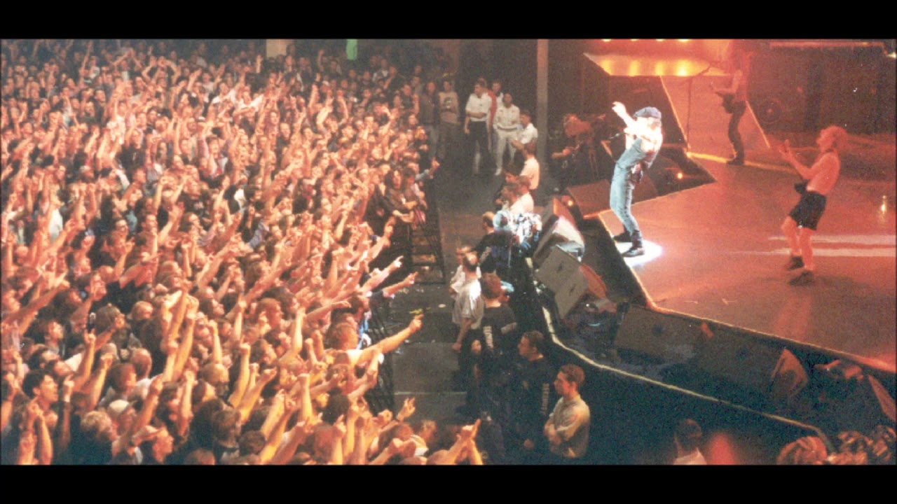 AC / DC - 10 - Dog eat dog (Mannheim - 1996) - YouTube