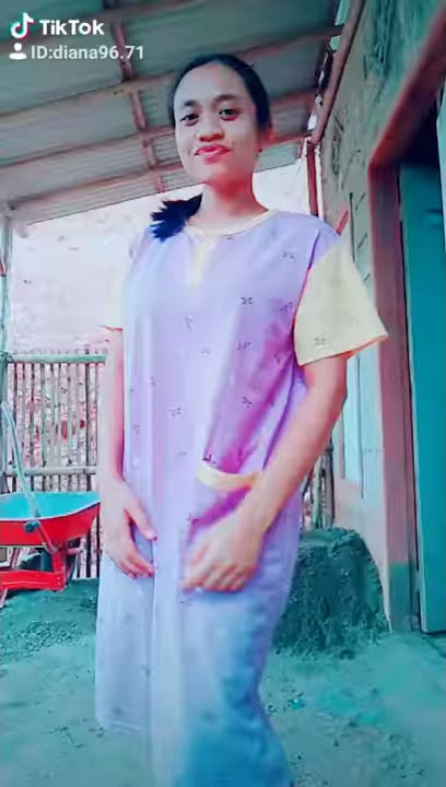 Sungguh ku terpuruk dalam lamunan
