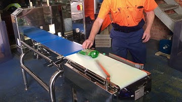 ISHIDA Checkweigher/Metal Detector Combination Unit testing. Web ID: 18902