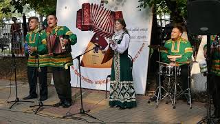 Видео Казачья песня "Синеглазый парень гармонист" (автор: Бобр Бобка)