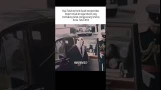 Raja Faisal dari Arab Saudi menghentikan ekspor minyak ke negara Barat yang mendukung Israel.