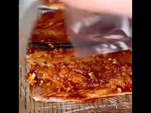 Так Скумбрию я ещё не готовила .. скумбрия с чесноком- это очень вкусно