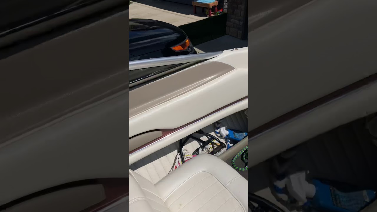 Bayliner Capri with 5.0 Mercruiser