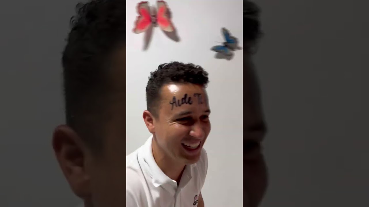 Me tatué el nombre de mi mamá en la frente