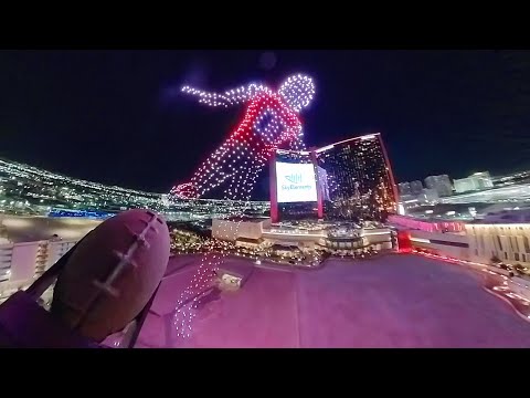 SUPER Drone Show Over LAS VEGAS (1,000+ Drones!)