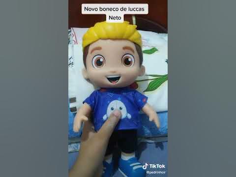 BONECO GIGANTE DO LUCCAS NETO GANHOU VIDA 