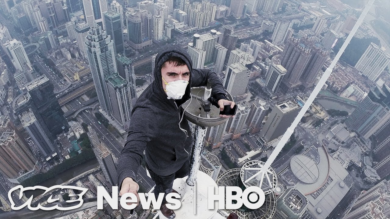 We Climbed To The Top Of Moscow's Tallest Buildings (HBO) - YouTube