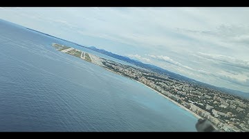 Visual approach - Landing on Runway 22R - Nice Cote d