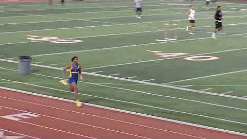 Women's 4x400m - A/B - Wright, Giles, Harper & Abb...