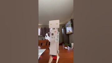 Walking Robot from @KiwiCo #stem #homeschool #robot #kiwico