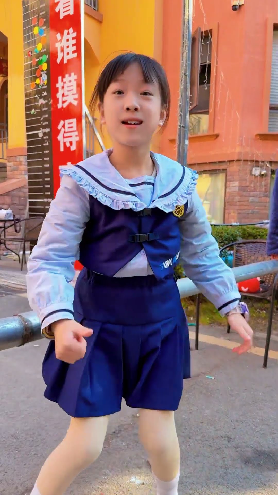 障碍物#short #angel #clown