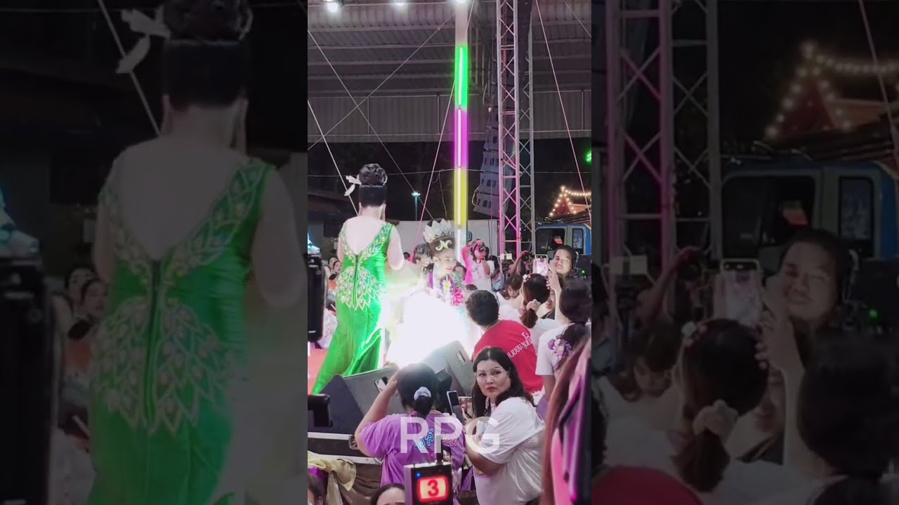 พามาชมนุ่นเนตรชนกรับรางวัล วันเกิดจากแม่แม่เอฟซีอลังการงานสร้างมาก 15 มี.ค 68