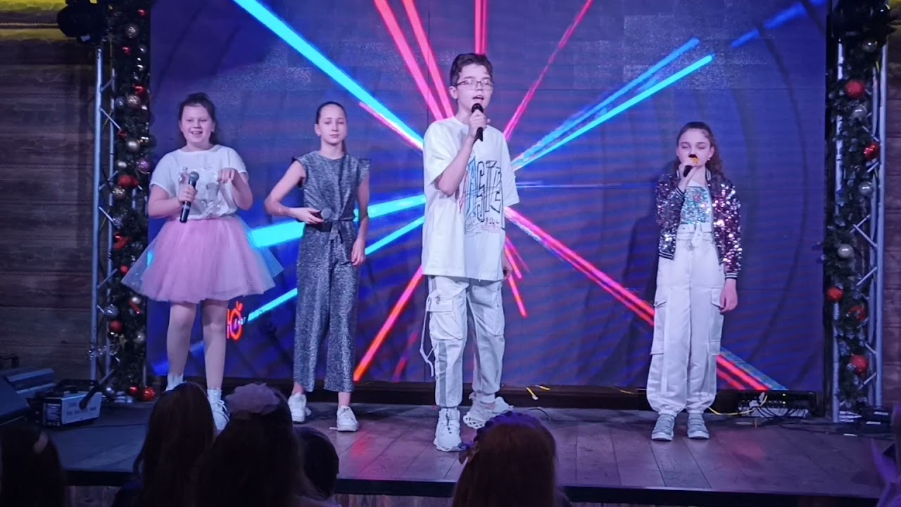 Happy Вокальная студия Улица Детства, Феликс Фишер