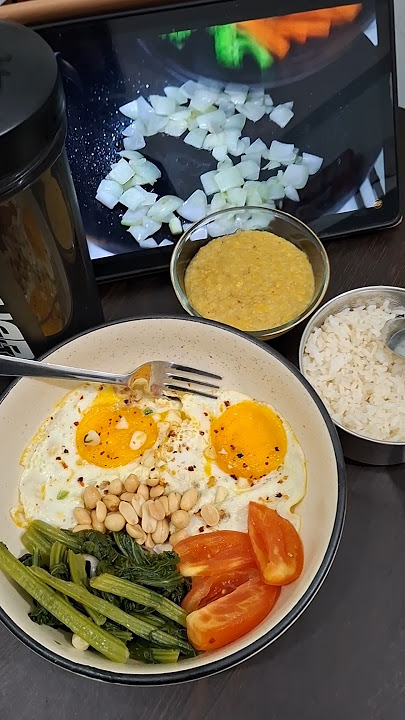 Even in hostel life, I find comfort in cooking my own food🍃🥣
