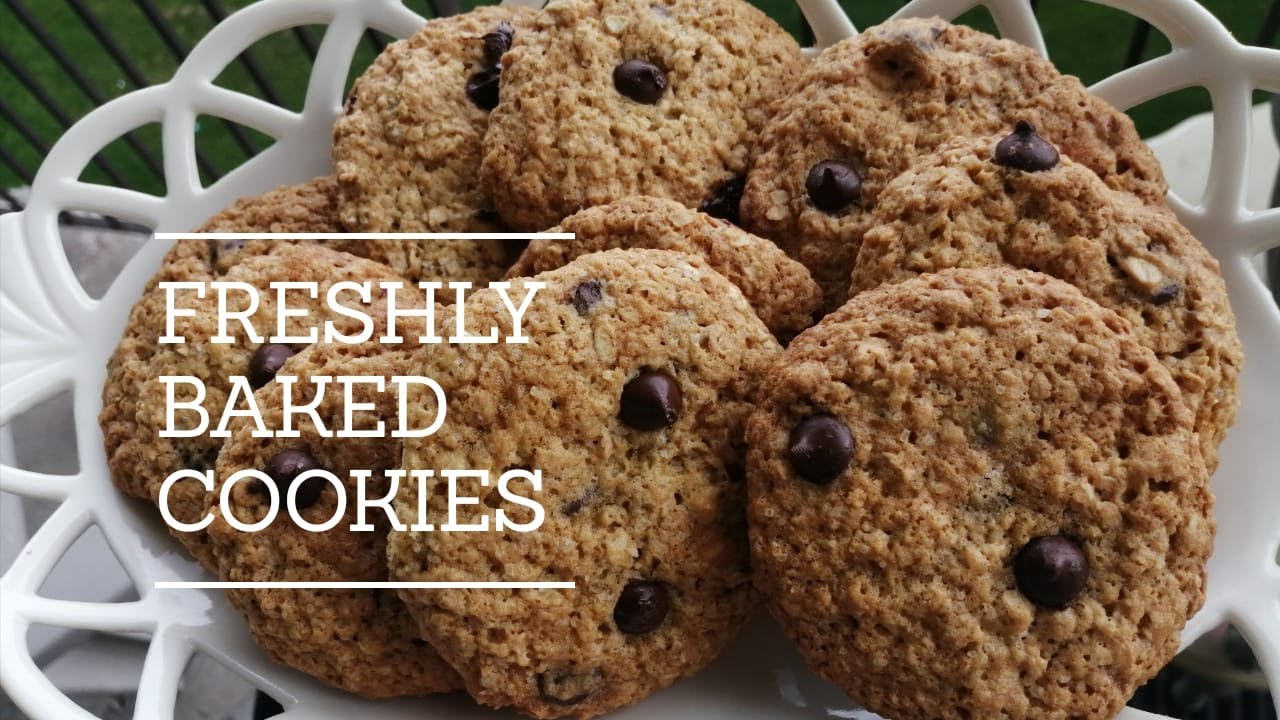 How To Make Chocolate Chip Oatmeal Cookies From Scratch