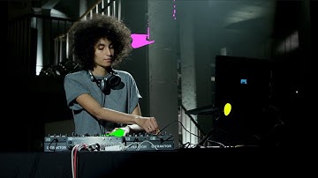 Sarah Farina performs with TRAKTOR KONTROL F1 and Stems | Native Instruments