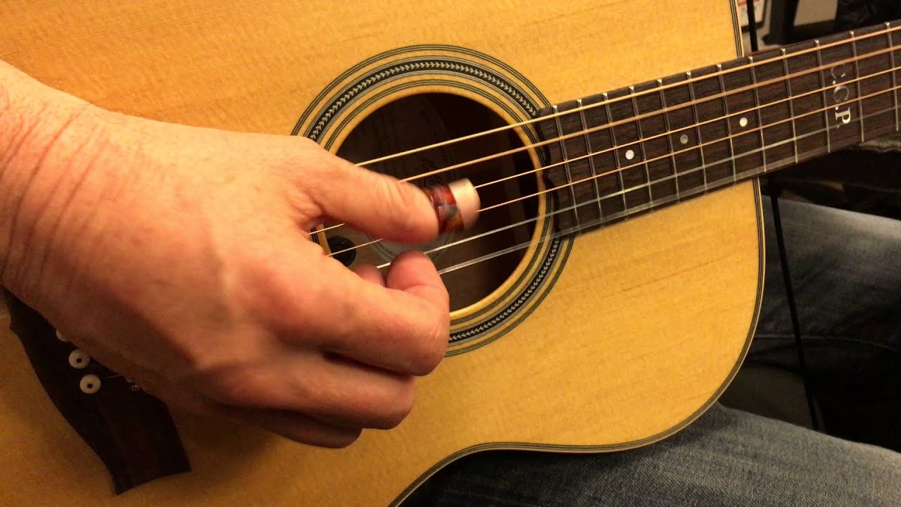 mcgees property Guitarist Tommy Emmanuel Plays Live in Studio