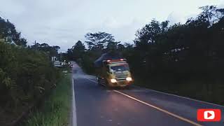 ketika truck sumber barokah hijau oleng, ulah sam Supri
