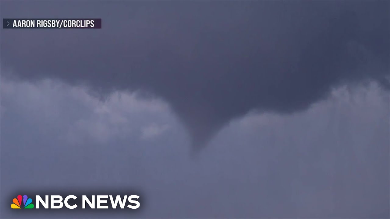 Dangerous storms rip across country’s center