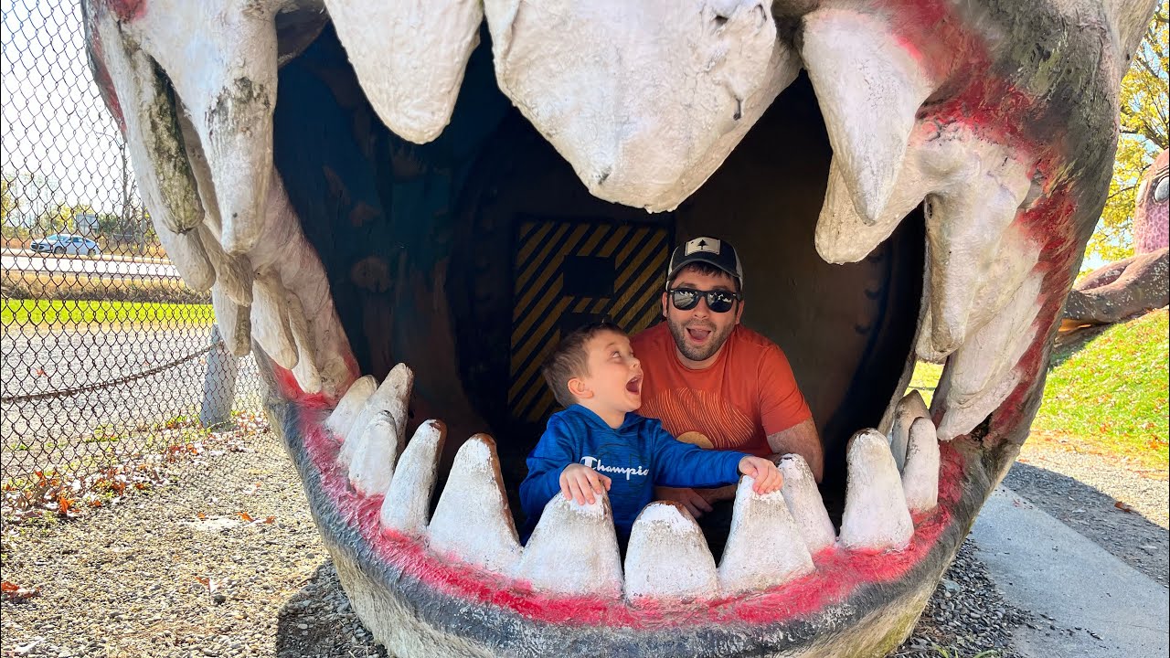 Huge 🦖 at Dinosaur Land (Oscar’s Maine Event ON THE ROAD!) YouTube