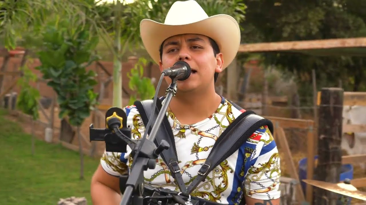 La Familia - Los Manueles