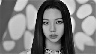 Karina Yoo Jimin In Aespas Savage Loess Scene Pack