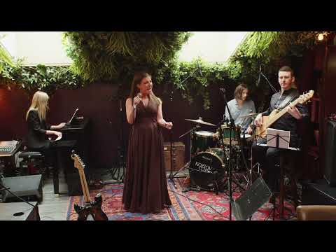 “In time”                                      /Авторская песня в прочтении брэнда @fortemusicscholl