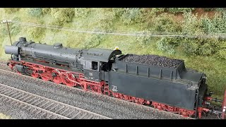Spur 0 Modellbahnanlage - Video 32 - 41 037 vor dem Aachener Eilzug