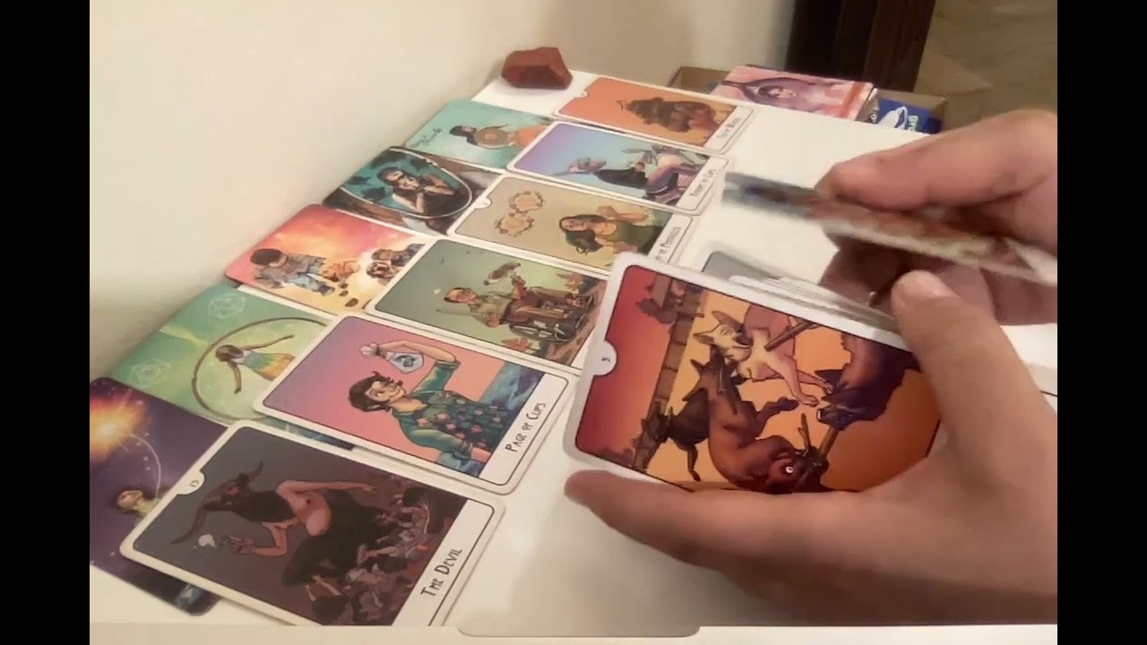 بيتكلم عنك بينك وبين نفسه كلام لو سمعته هتبكى😢من صدمتك فيه مش هتفهم ده تعلق ولا تملك شخص غامض