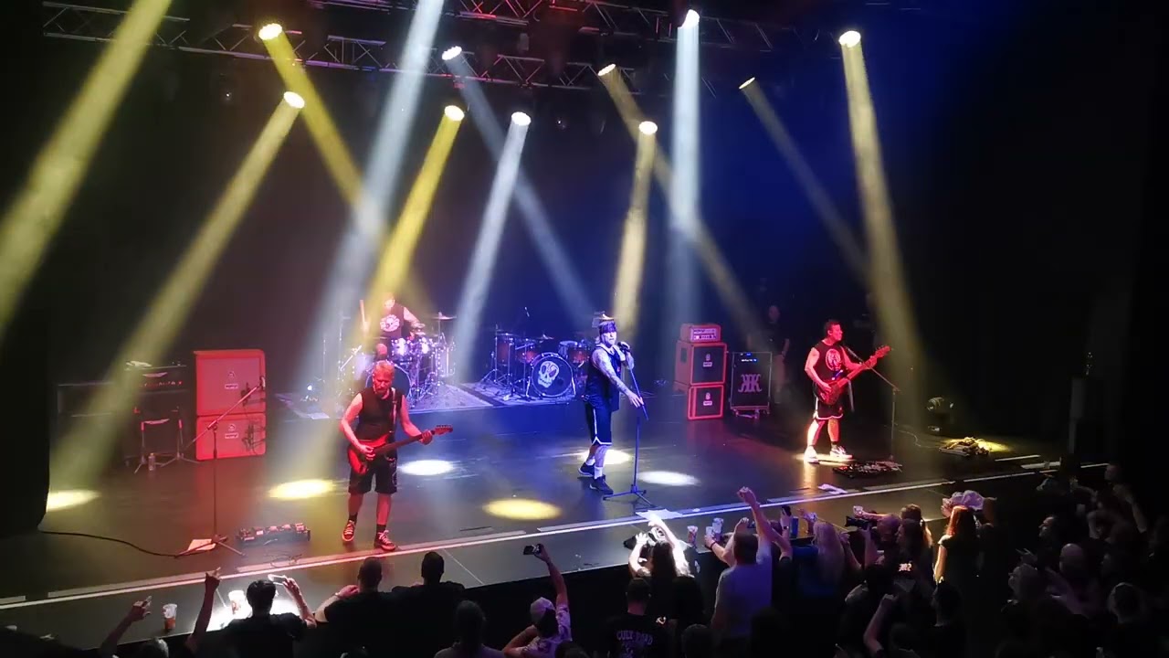 Krucipüsk - HovnoZle Live in SONO Music Club Brno 6.12.2023