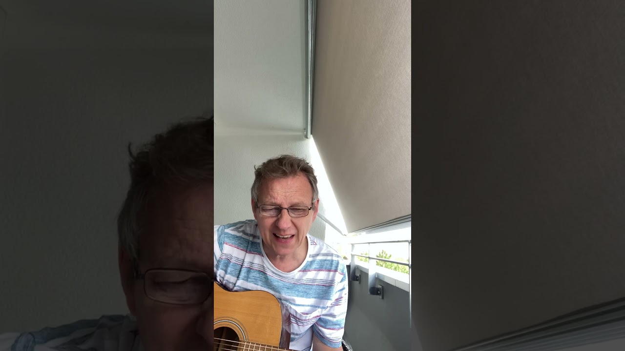 Less than strangers. Tracy Chapman. Cover: Karsten Ogorek