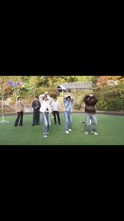 #ateez dancing 'deja vu' to #txt 'deja vu'  #kpop #tomorrow_x_together #kpopdance