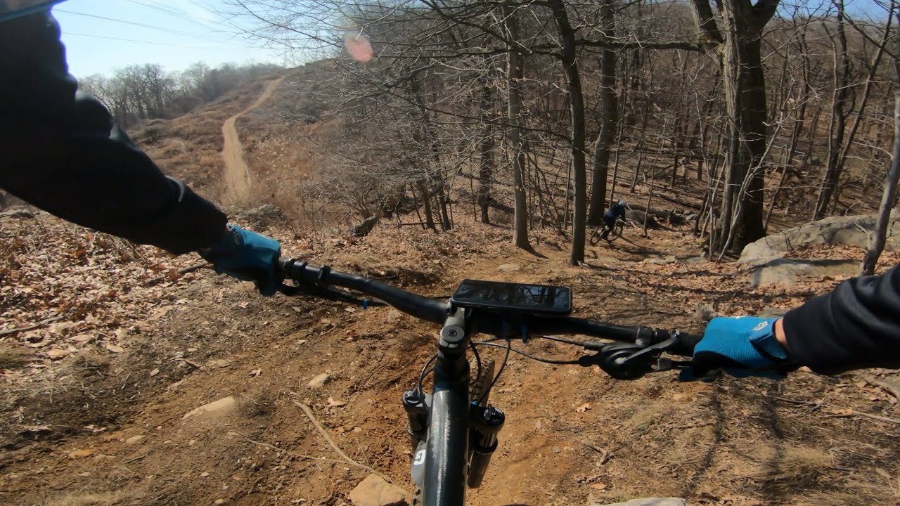 Exploring Sprain Ridge Park - In Search Of New Trails.. And We Found Them! - 3/2/2020!