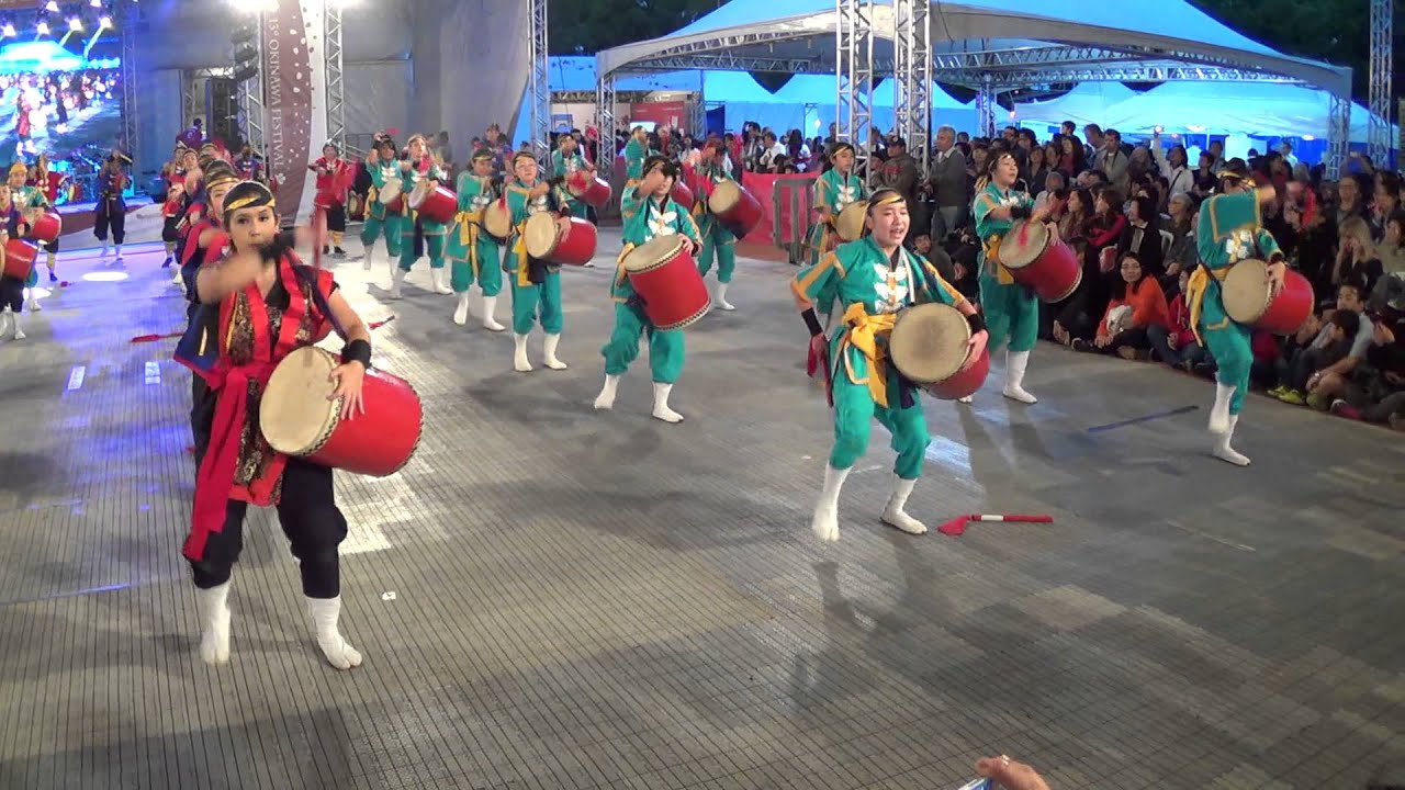 13ºOkinawa Festival 2015-Requios Gueinou Doukoukai-part 1
