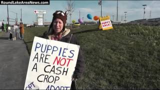Round Lake Beach Petland Protest 12-20-15