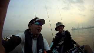 YAK ATTACK Epi 05 - NO SD CARD!