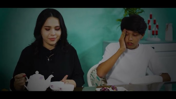 Qizil pantiesdagi it uslubi 3D porno oyinlar